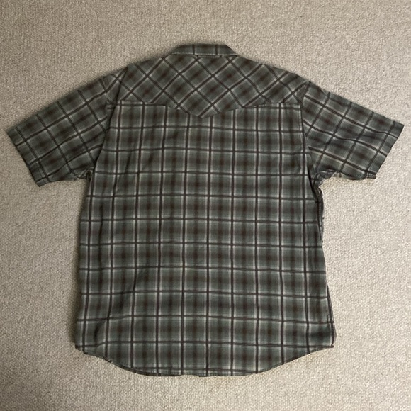 Pendleton Pearl Snap Green Short Sleeve Button Up - Picture 3 of 4